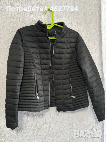 Дамско черно яке - стилно и удобно