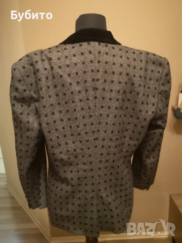 Escada , снимка 4 - Сака - 54763241
