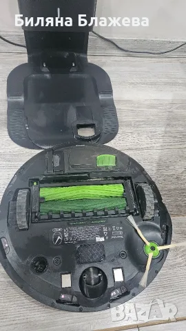 прахосмукачка iRobot Roomba Combo i8+ със станция за автоматично изпразване – като нов, снимка 5 - Прахосмукачки - 55438675