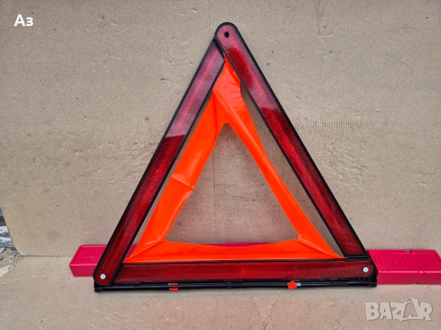 BMW Оригинален триъгълник F30 F10 F01 F25 F15 G30 6770487, снимка 2 - Аксесоари и консумативи - 54610672