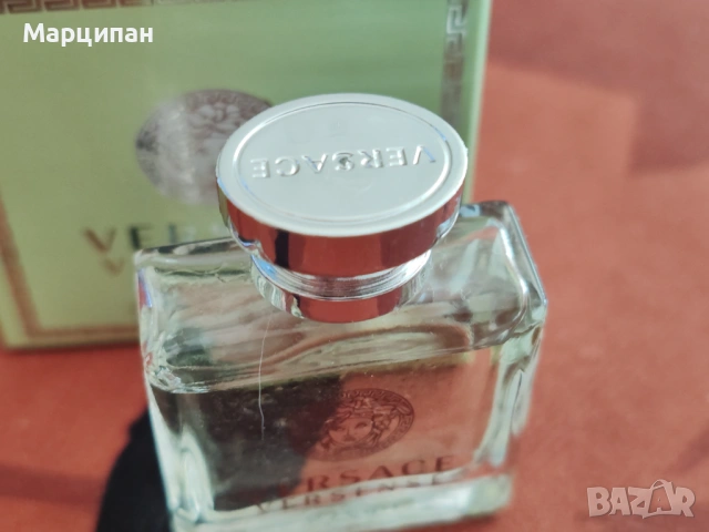 Versace versense 5ml мини, снимка 4 - Дамски парфюми - 54788525