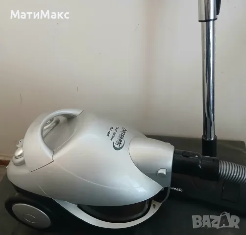 Прахосмукачка HANSEATIC 1800W, снимка 3 - Прахосмукачки - 55692686