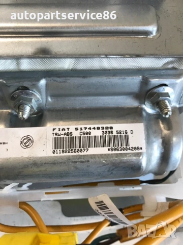 Част от арматурното табло за Fiat Croma 1.9 M Jet (2008) 517448320, снимка 2 - Части - 54483130
