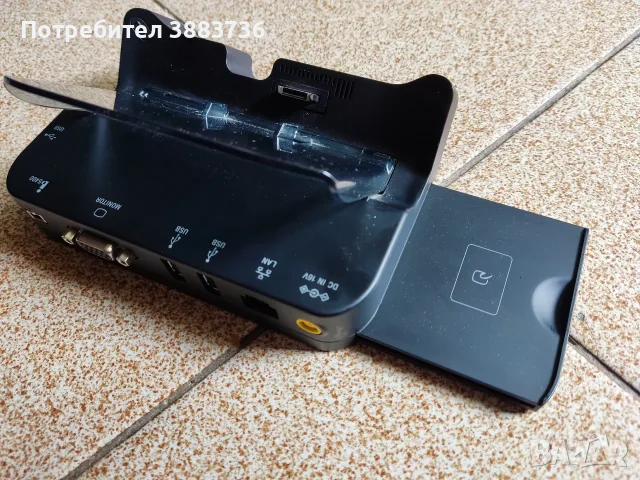 Sony VGP-PRUX1 е оригинална докинг станция, снимка 6 - Лаптопи за работа - 55401970