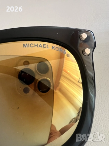 Оригиналните слънчеви очила Michael Kors MK 2046 (Lex)