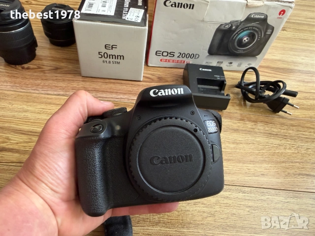 Canon EOS 2000D+Обектив 18-55+Обектив 50mm f/1.8 STM/Пълен комплект, снимка 2 - Фотоапарати - 54596770