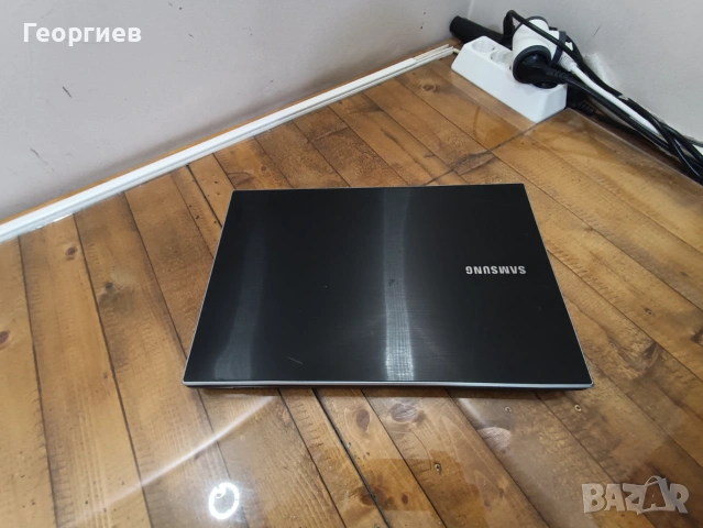 Лаптоп  Samsung NP305V5A  15,6, снимка 8 - Лаптопи за работа - 55127867