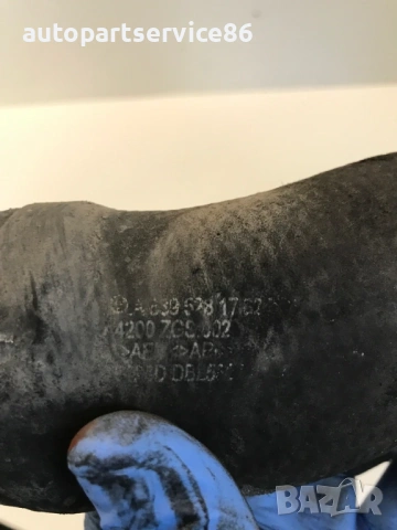 Маркуч за интеркулер 2.2 CDI за Mercedes W639 Vito (2003-2010) A6395281782, снимка 2 - Части - 54165978