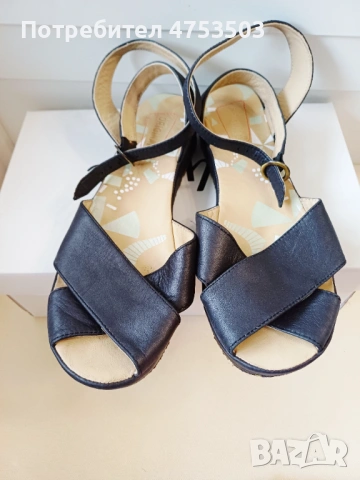 Черни сандали  Clark's 38