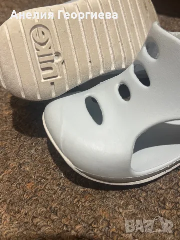Детски сандали Nike, снимка 5 - Детски сандали и чехли - 55578330