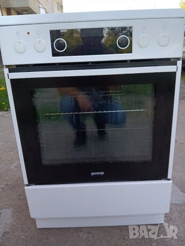 Свободно стояща печка с керамичен плот Gorenje с 2 години Гаранция!, снимка 4 - Печки, фурни - 54435891