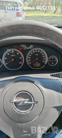 Продава се OPEL VECTRA C, снимка 8 - Автомобили и джипове - 54440351