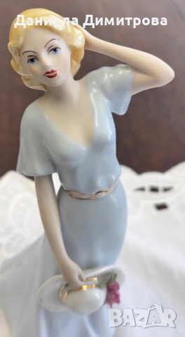 Дама, Royal Dux Bohemia, снимка 5 - Статуетки - 54288399