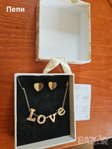 Комплект, снимка 3 - Бижутерийни комплекти - 53985429