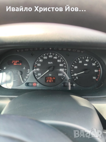 Renault Scenic 1.6, снимка 8 - Автомобили и джипове - 54857496
