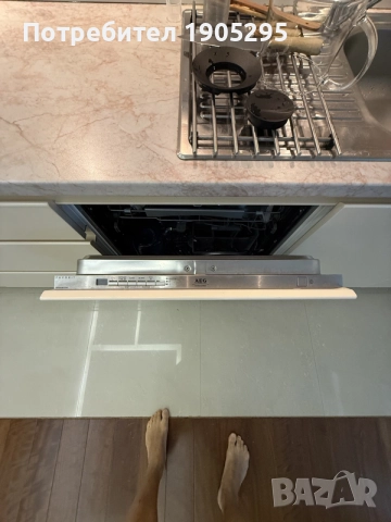 Продавам кухня 3,28м.  с фурна, плот и миялна AEG, хладилник Zanussi, аспиратор Teka, само за 1200€, снимка 8 - Кухни - 55216453