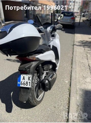 Honda SH300 2018, снимка 4 - Мотоциклети и мототехника - 54585528