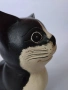 Фигура на котка от дърво в черно и бяло, снимка 4