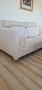 🛋️ Удобен двуместен диван – бял, много запазен, снимка 5