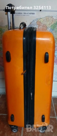 Куфар голям твърд , снимка 2 - Куфари - 54024316