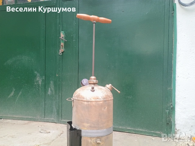 Стара пръскачка, снимка 6 - Антикварни и старинни предмети - 54249122