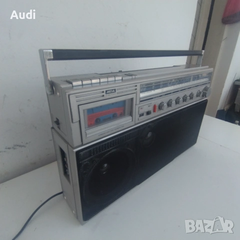 Philips D 8444 METAL радио касетофон , снимка 4 - Радиокасетофони, транзистори - 55159175