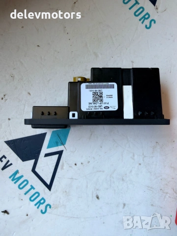 l8b2-19e110-cd USB конектор от Land Rover Range Rover Velar (L560) 3.0 D двигател/електро DT306 , снимка 5 - Части - 55112245