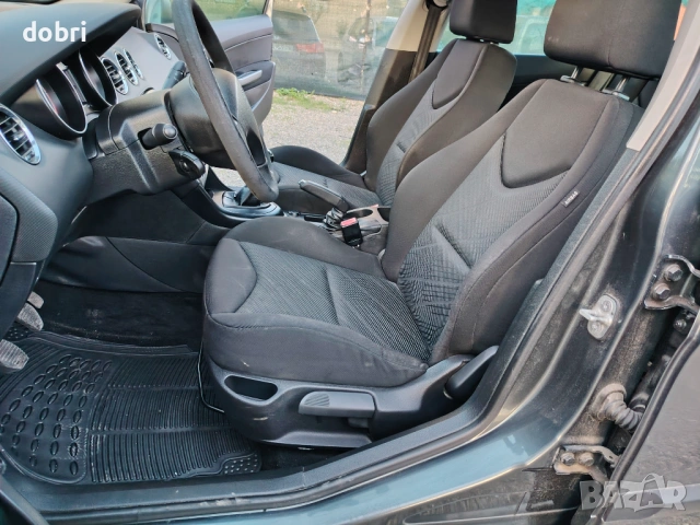 Пежо 308 1.6 HDI  клима 2010 г, снимка 9 - Автомобили и джипове - 54042408