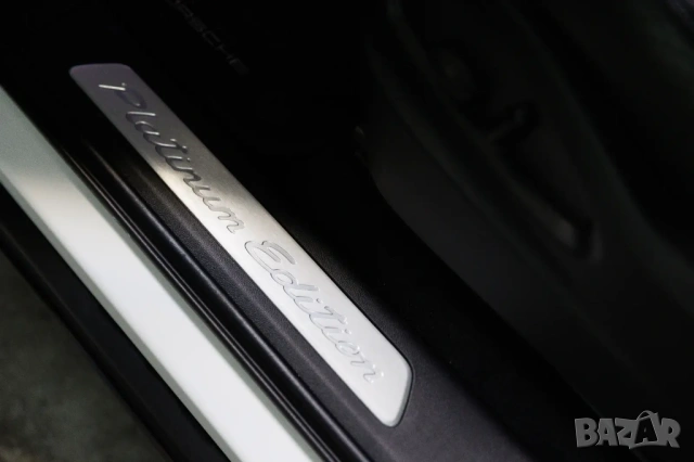 Porsche Cayenne E-Hybrid Platinum Editon, снимка 10 - Rent a car - 54834107