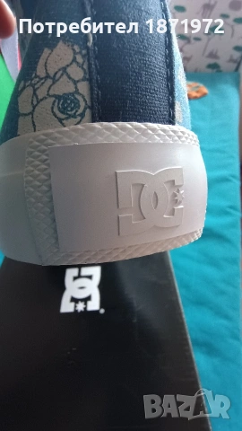 Продавам нови ,дамски кецове DC shoes , номер 38., снимка 13 - Кецове - 54366703
