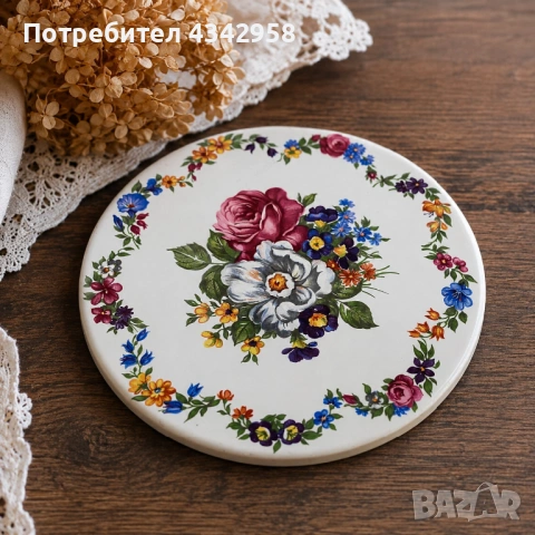 🌸 Винтажна керамична подложка за горещо с флорален мотив 🌸 1980-1985г.