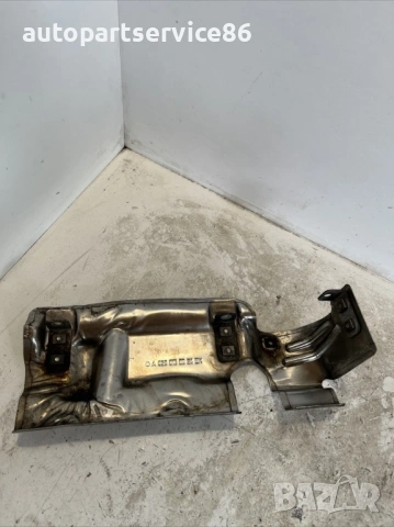 Капак на термозащитен щит  за Mercedes ML W164 (2007) A6290180824 