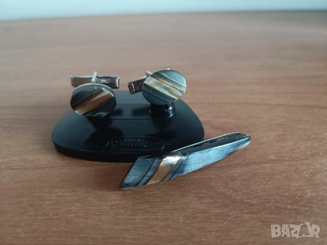 Бутонели с игла за вратовръзка 