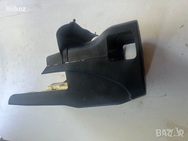 Кора около волана Волво Volvo XC90 2010, снимка 3 - Части - 55083125
