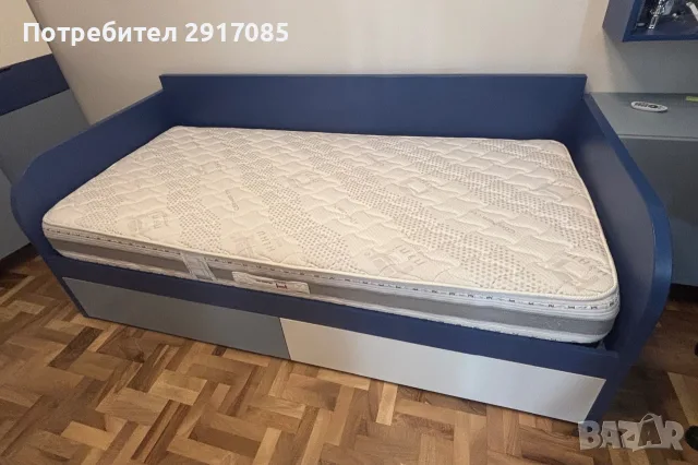Юношеско легло и шкаф