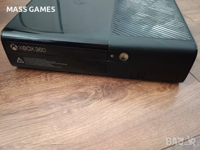Xbox 360 Elite 500GB, снимка 6 - Xbox конзоли - 54901435