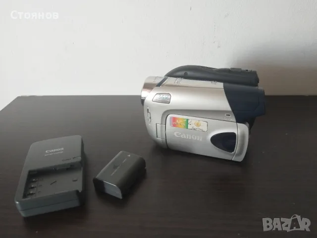 Камера Canon MVX300 Mini DV Camcorder Japan, снимка 11 - Камери - 54532419