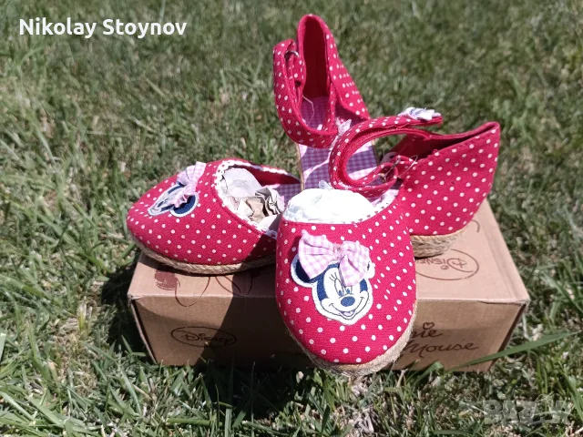 Чисто нови, 100% оригинaлни детски сандали Disney 