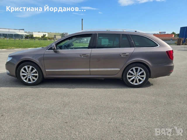 Skoda Superb, снимка 5 - Автомобили и джипове - 54976626