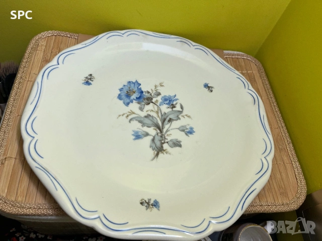 Порцеланов сервиз, снимка 3 - Сервизи - 54307449