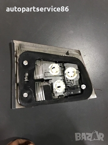 Задна дясна вътрешна лампа на капака за Vauxhall Opel Vectra C Estate (2002-2006) 13184025, снимка 2 - Части - 54967292
