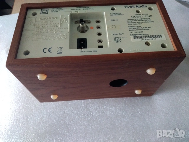 AM/FM радиоприемник Tivoli Audio Model One, снимка 8 - Радиокасетофони, транзистори - 55276663