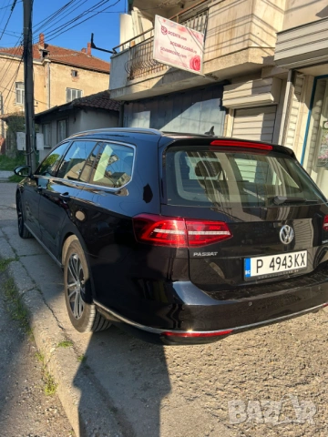 VW Passat B8 2.0 TDI 150 к.с. DSG – Пълни екстри | Сервизна история | Гараж, снимка 3 - Автомобили и джипове - 54242016