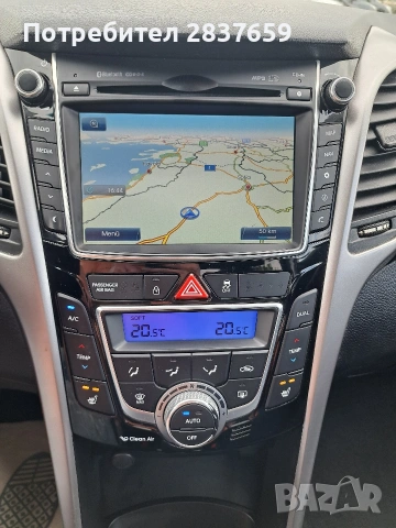 Хюндай i30 1.6 CRDI FULL PREMIUM , снимка 15 - Автомобили и джипове - 54678265