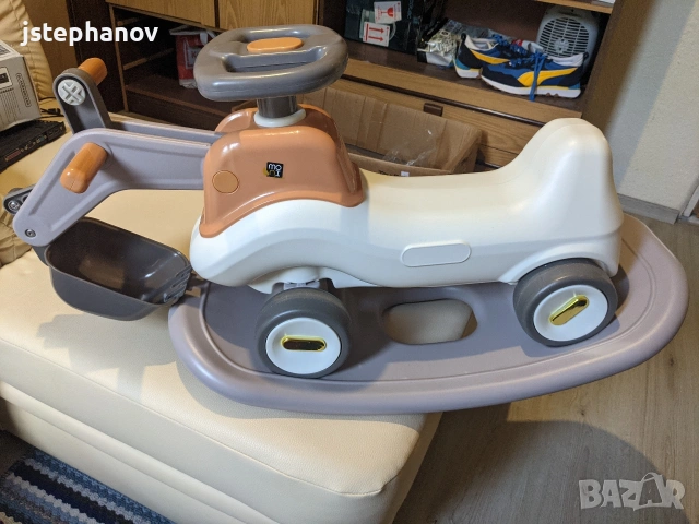 Багер за бутане и каране Moni Bumpy + люлка, 3 в 1, снимка 3 - Играчки за стая - 54796219