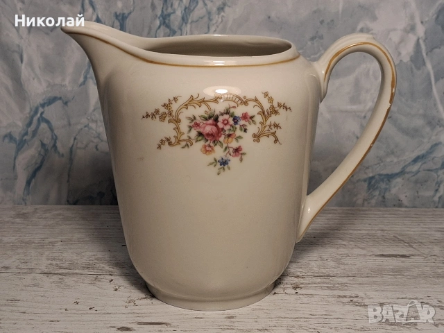 Немска Порцеланова кана за мляко Zeh Schverzer Бавария