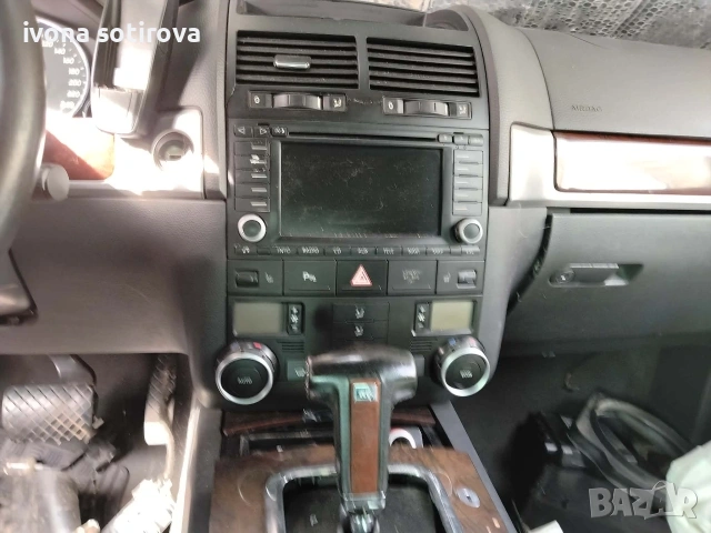 Туарег за части може и цял, снимка 7 - Автомобили и джипове - 54478679