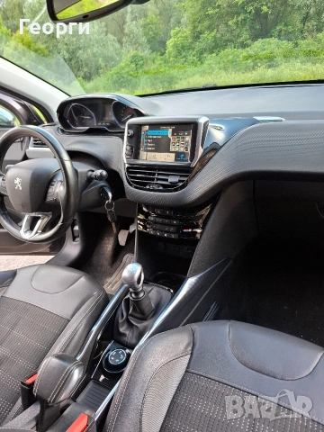ПЕЖО 2008 1.6-115 КС, снимка 13 - Автомобили и джипове - 54931510