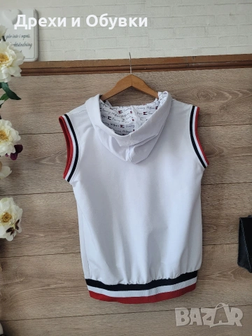 Спортен елек с качулка TOMMY HILFIGER , снимка 5 - Елеци - 54713270