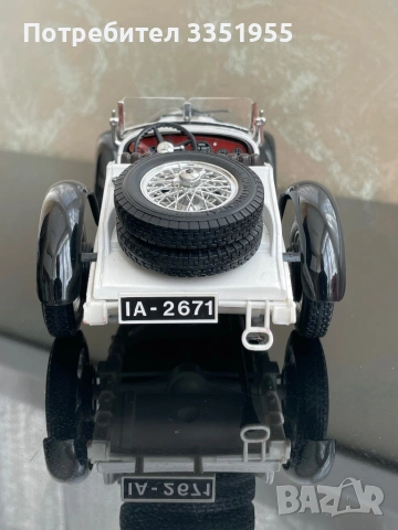 Mercedes benz SSKL 1931 1/18 Burago Ретро модел, снимка 4 - Колекции - 54399975